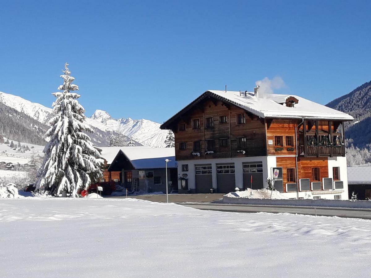 Haus Wiedersehn Goms ภายนอก รูปภาพ