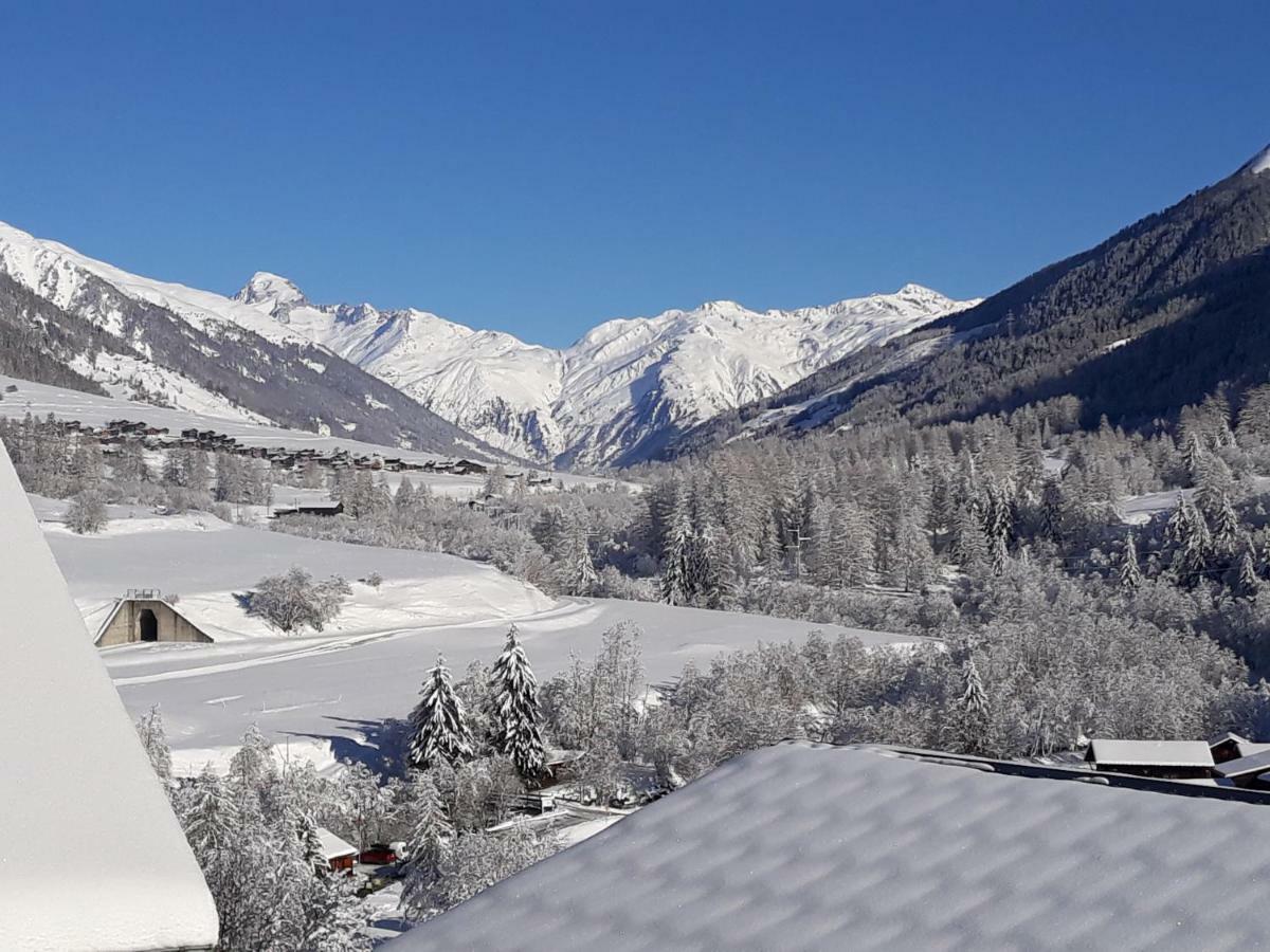 Haus Wiedersehn Goms ภายนอก รูปภาพ